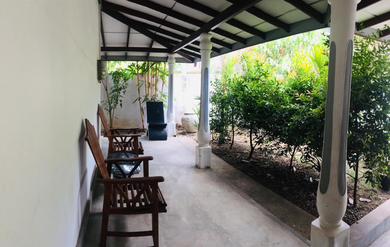 Villa Ceylon Home Unawatuna Luaran gambar